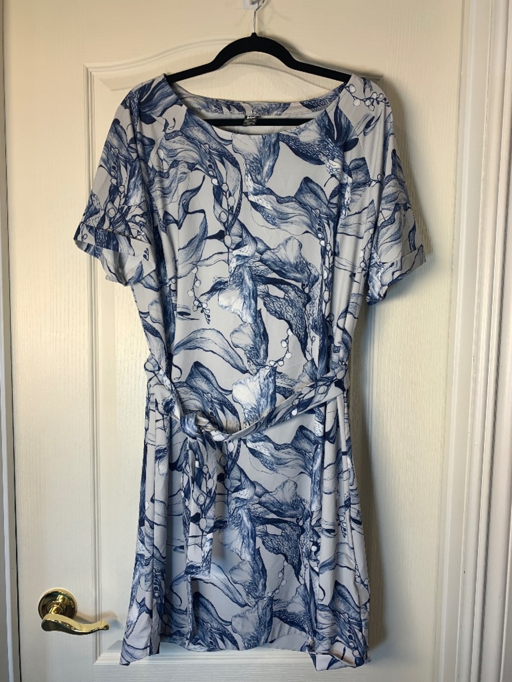 Helly Hansen Blue Floral UPF 50+ Lightweight Tie-Waist Summer Dress, XL